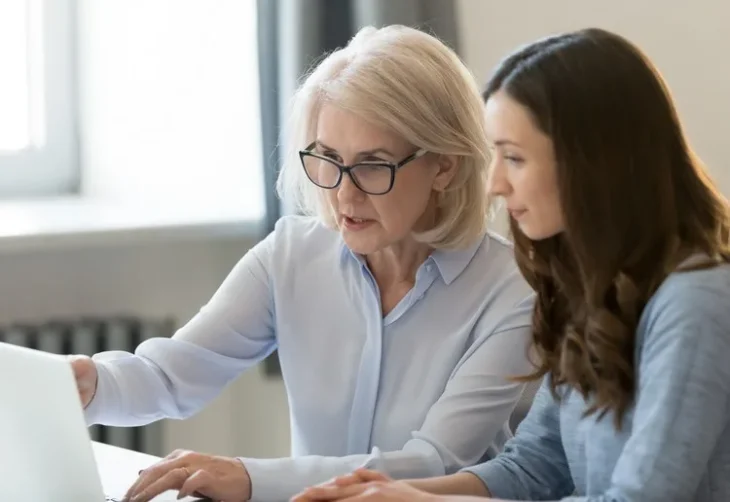reviewing payroll software options